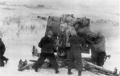 88 мм зенитное орудие-эффективно и против танков на больших дальностях 6-8 км